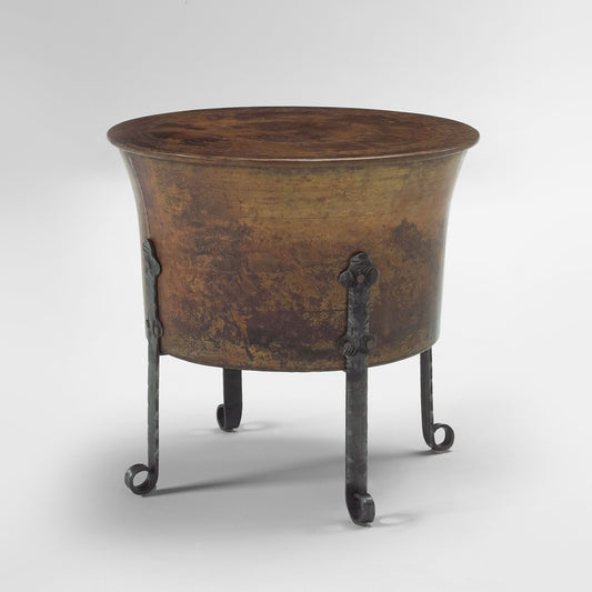 20x19 Cauldron Table